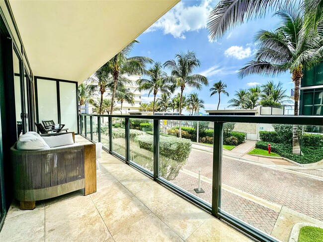 2101 S Surf Rd, Unit # 2C in Hollywood, FL - Building Photo - Building Photo