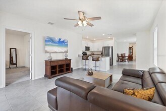 3293 Hilltop Cir in Lakewood Ranch, FL - Building Photo - Building Photo