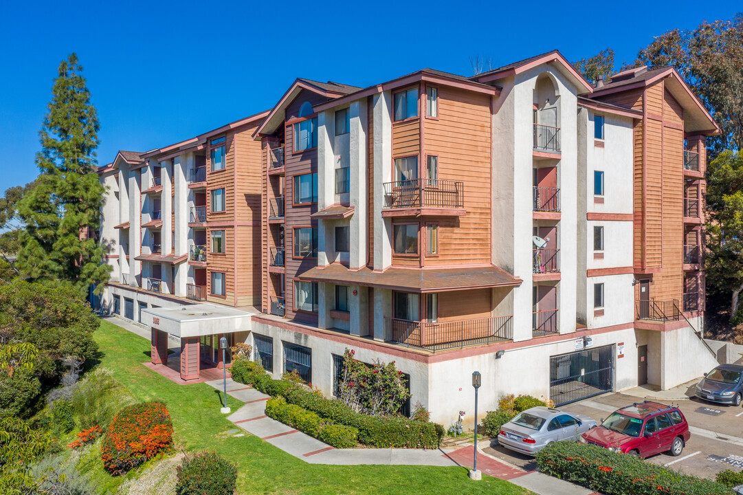 Sunrise Pointe in San Diego, CA - Building Photo