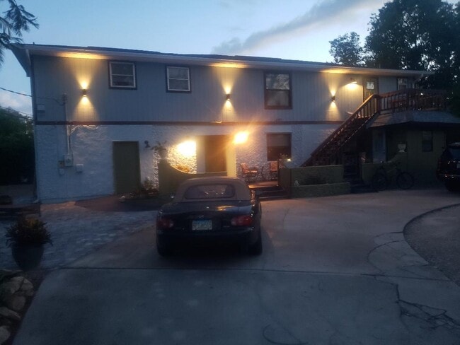 4385 Pine Lake Rd, Unit 3 in Bonita Springs, FL - Building Photo - Building Photo