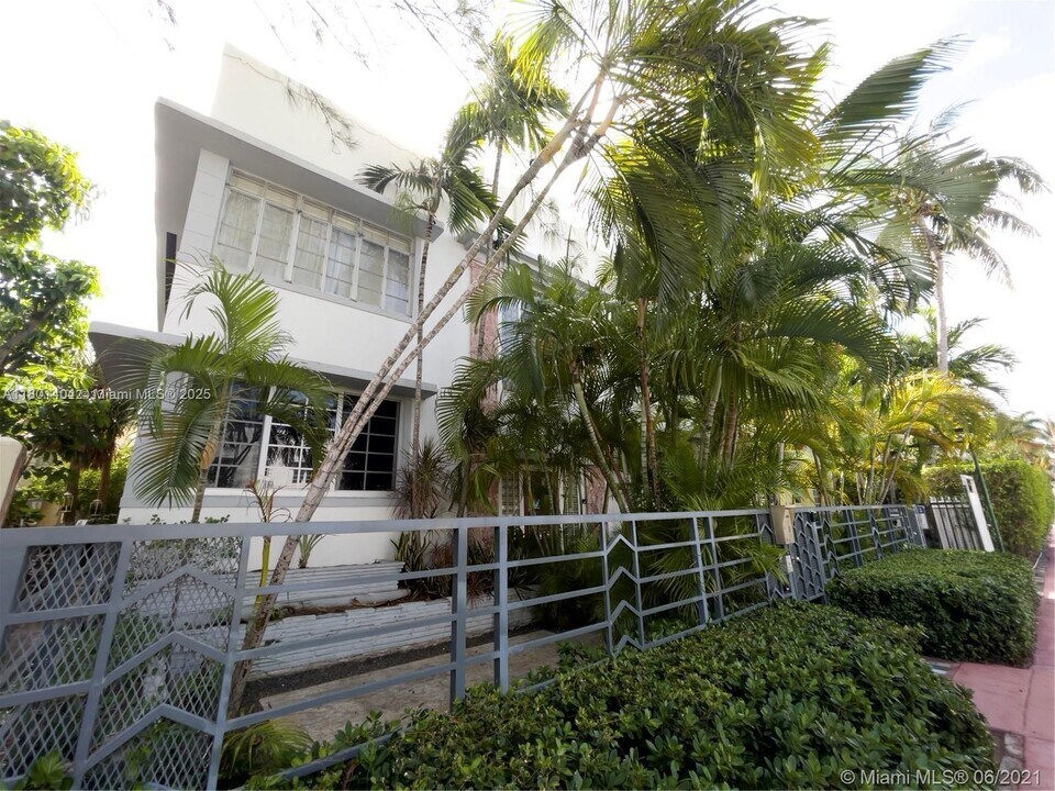 1611 Euclid Ave in Miami Beach, FL - Building Photo