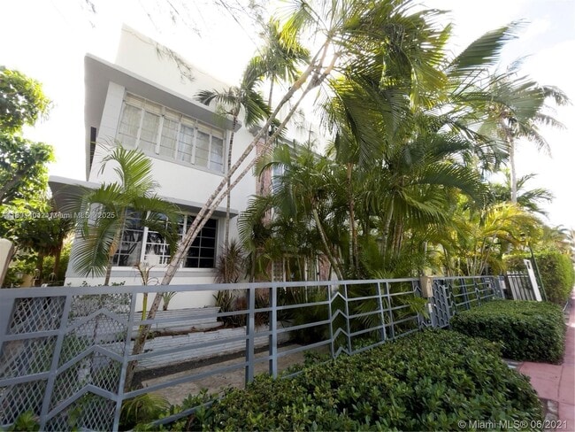 property at 1611 Euclid Ave