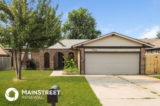 property at 1018 Arlington Dr