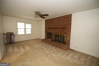 121 Alton Dr in Lagrange, GA - Building Photo - Building Photo