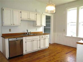 182 Cypress St in Providence, RI - Building Photo - Building Photo