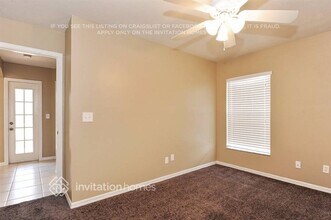 407 Sand Ridge Dr in Valrico, FL - Building Photo - Building Photo