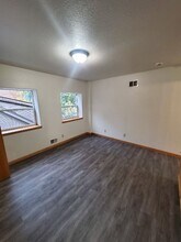 2934 S 9th St in Milwaukee, WI - Foto de edificio - Building Photo