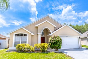 2306 Lily Pad Ln in Kissimmee, FL - Building Photo