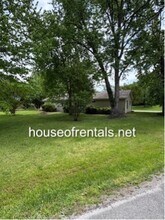 1004 Mockingbird Ln in Carterville, IL - Building Photo - Building Photo