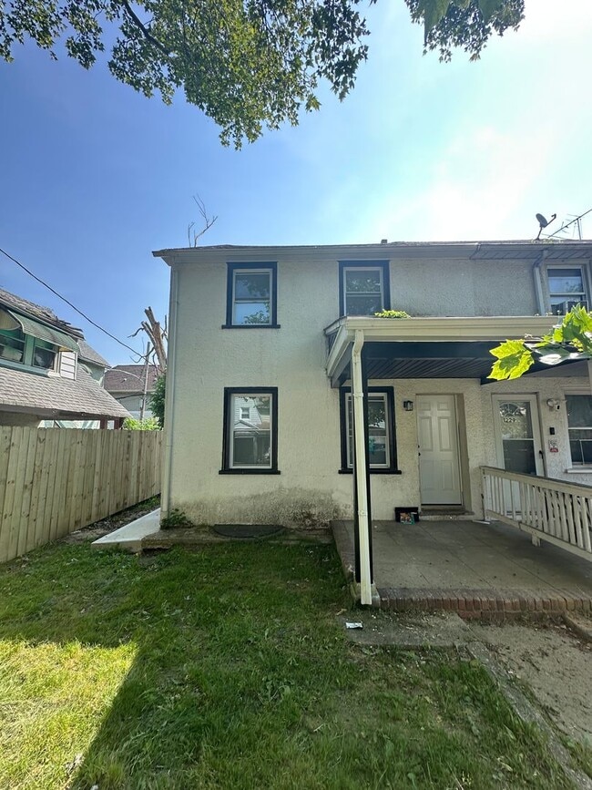property at 1231 Clover Ln