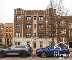 948 W Cuyler Ave, Unit 4 in Chicago, IL - Building Photo