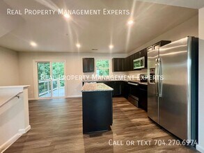 5028 Winding Jordan Ln in Charlotte, NC - Building Photo - Building Photo