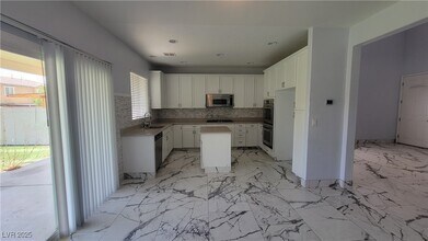 4916 Harold St in North Las Vegas, NV - Building Photo - Building Photo