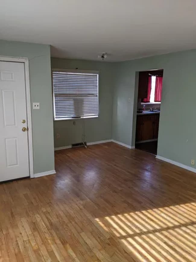 352 Laurel St in Broomfield, CO - Foto de edificio - Building Photo