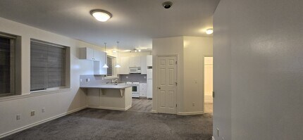 5106 Green Lake Way N in Seattle, WA - Building Photo - Building Photo