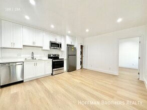 3422 S Centinela Ave in Los Angeles, CA - Building Photo - Building Photo