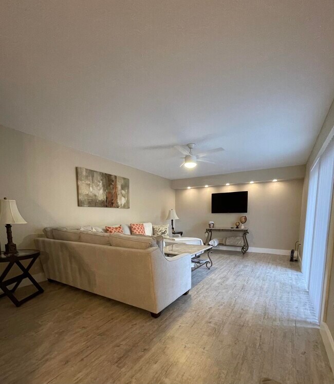 2531 25th Ct in Jupiter, FL - Building Photo - Building Photo