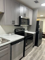 807 Pine St in Fort Valley, GA - Building Photo