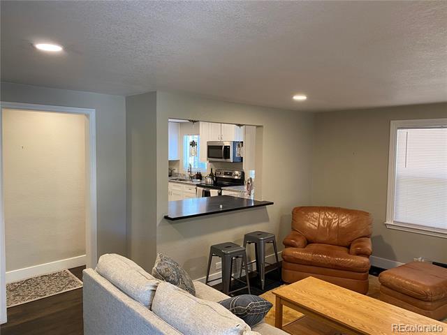 1550 Tabor St in Lakewood, CO - Building Photo - Building Photo