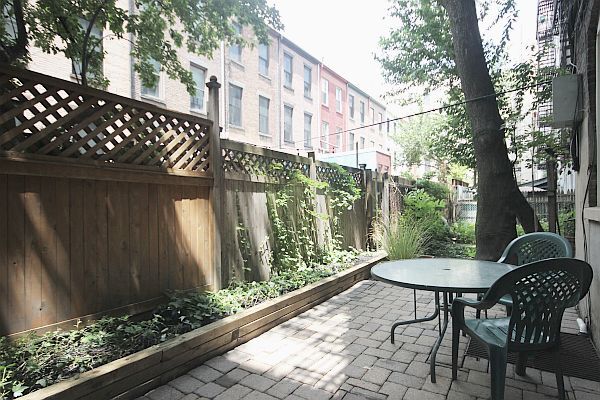 1216 Washington St in Hoboken, NJ - Building Photo