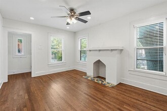 804 Rutherford Pl in Austin, TX - Building Photo - Building Photo