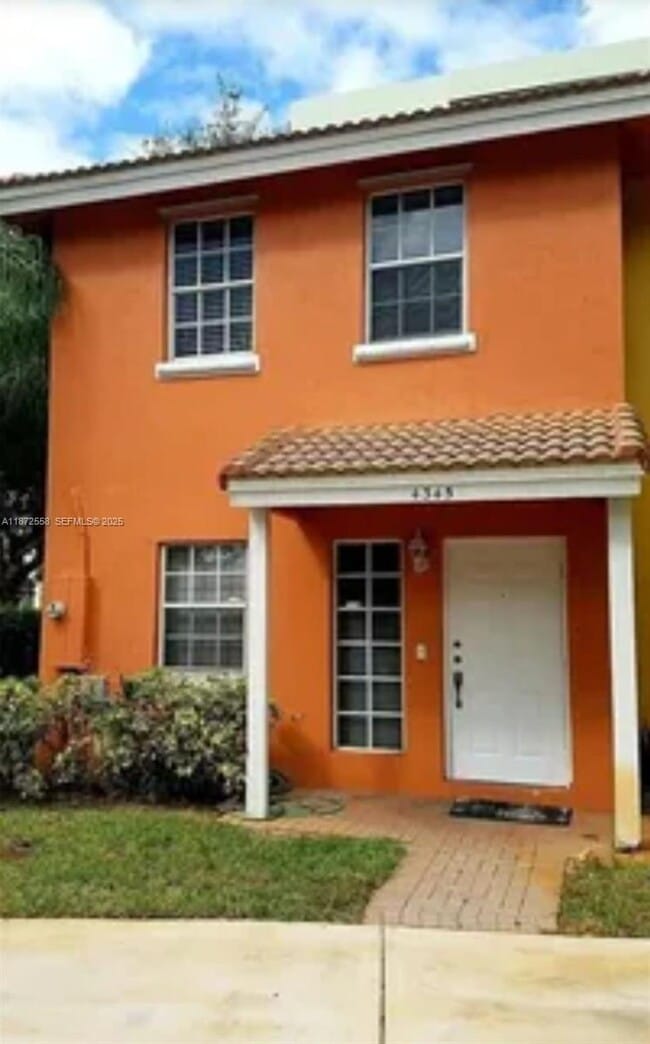 4345 NW 69th Terrace in Lauderhill, FL - Building Photo - Building Photo