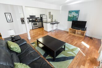 2163 Hamilton St in Regina, SK - Building Photo - Building Photo