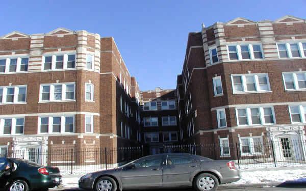 7301 S Stewart Ave in Chicago, IL - Building Photo