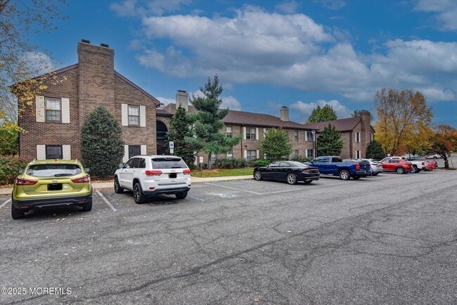 property at 1508 Wellington Pl