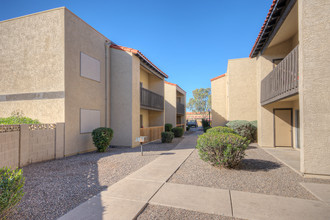 Corona Del Sol in Phoenix, AZ - Building Photo - Building Photo