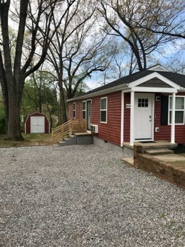1636 Vista Ln in Clarksville, TN - Building Photo - Building Photo