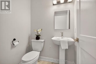 23 Morrall Ct in Arnprior, ON - Building Photo - Building Photo