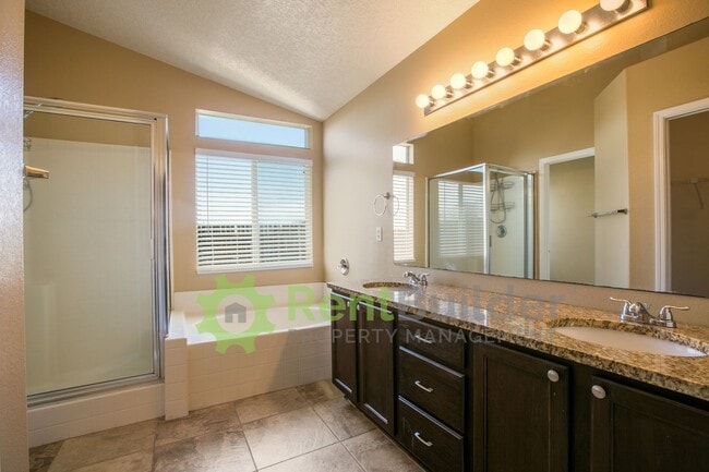 6120 Ursa Ave NW in Albuquerque, NM - Building Photo - Building Photo