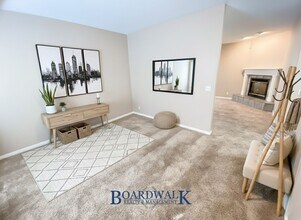 12542 S 300 E in Draper, UT - Building Photo - Building Photo