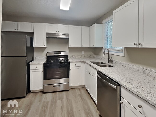 406 Blair Villa Dr SE in Atlanta, GA - Foto de edificio - Building Photo