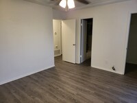 1005 Georgian Rd E photo'