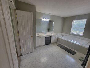 2257 Averill Dr in Chesapeake, VA - Building Photo - Building Photo