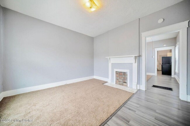 1817 Columbia St in Louisville, KY - Foto de edificio - Building Photo