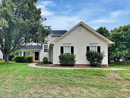 property at 3731 Heather View Ln