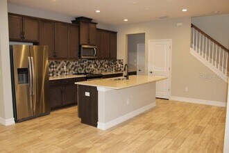 3219 Painted Blossom Ct in Lutz, FL - Building Photo - Building Photo