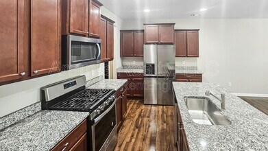 3008 Creekside Overlook Wy in Austell, GA - Building Photo - Building Photo