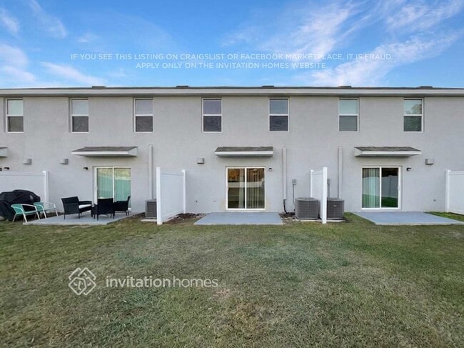 3616 Fulton Ferry Ln in Tampa, FL - Building Photo - Building Photo