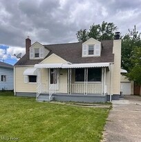 1340 Aberdeen Ave in Youngstown, OH - Building Photo