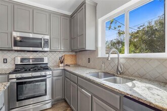 8200 Siringo Pass in Austin, TX - Building Photo - Building Photo