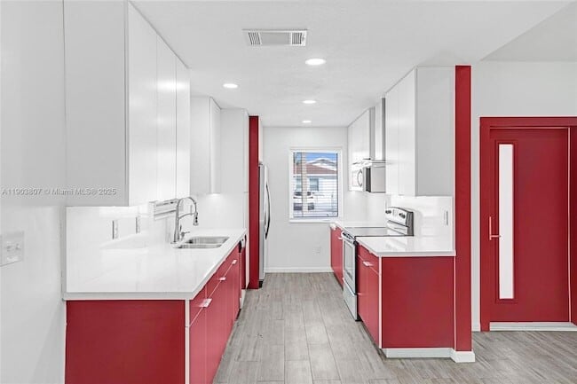 11482 SW 181st St in Miami, FL - Foto de edificio - Building Photo