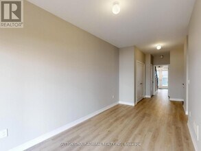 70 Laskin Dr in Vaughan, ON - Building Photo - Building Photo