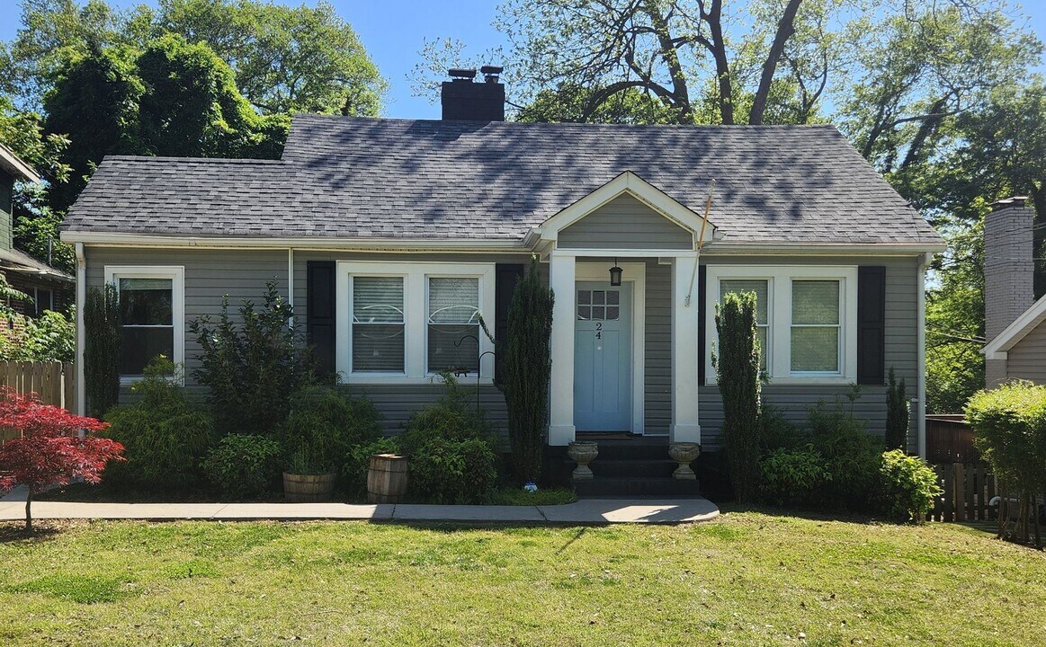 24 Monticello Ave in Greenville, SC - Building Photo