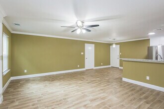 10540 Wild Oak Dr in Fort Worth, TX - Foto de edificio - Building Photo