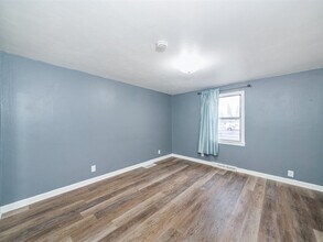 5704 N Wall St in Spokane, WA - Building Photo - Building Photo