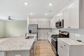 494 Spanish Wells Rd in Summerville, SC - Building Photo - Building Photo